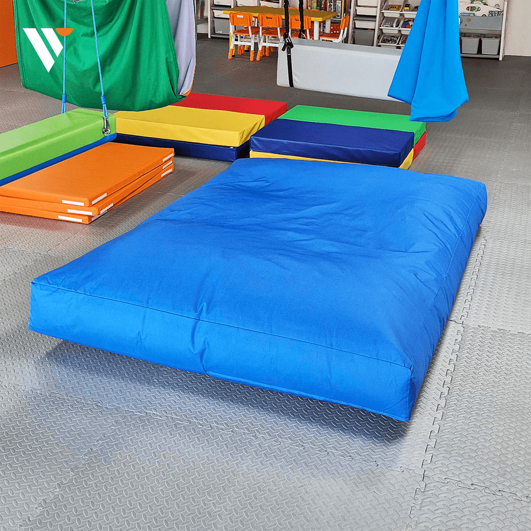Cozy Crash Pad - Image 1