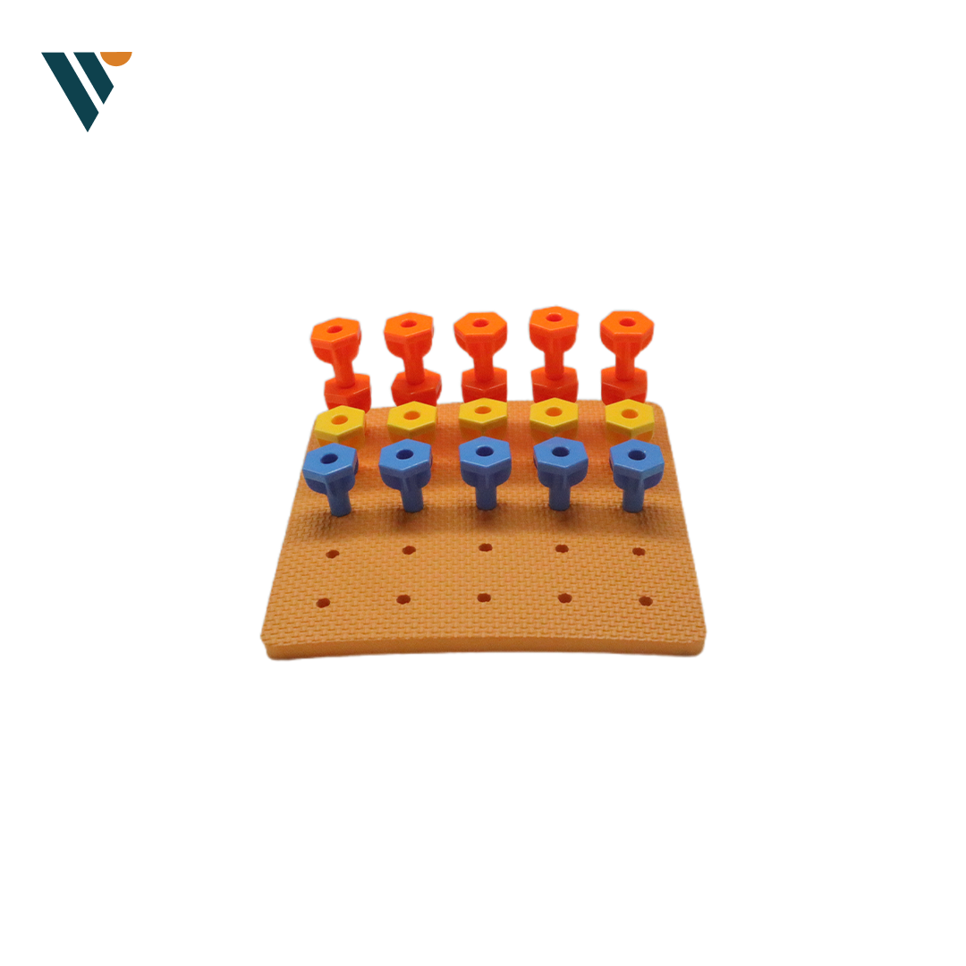 Tacto Pegs Play Set